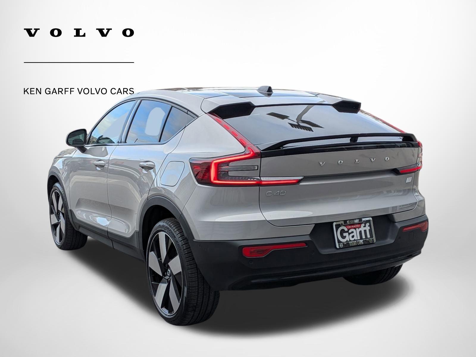 Certified 2023 Volvo C40 P8 Recharge Ultimate image 5