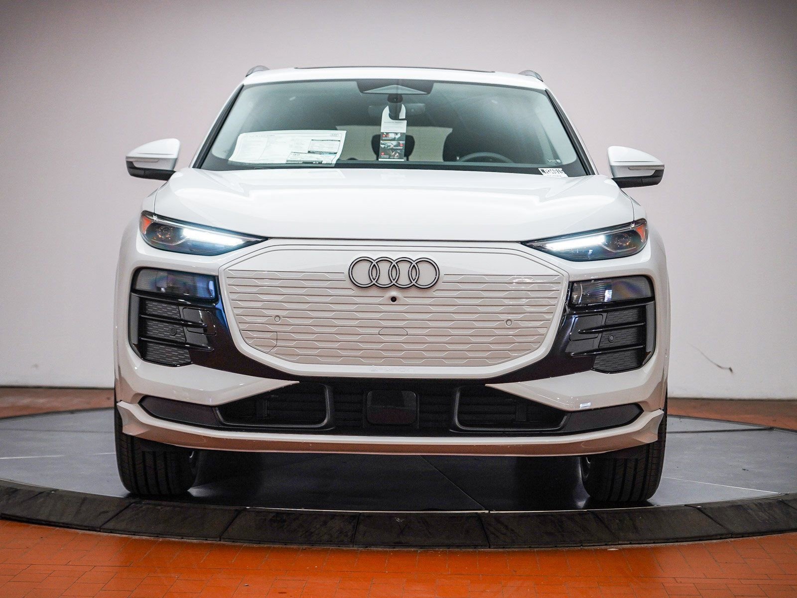 New 2025 Audi Q6 e-tron Premium AWD/4WD image 3