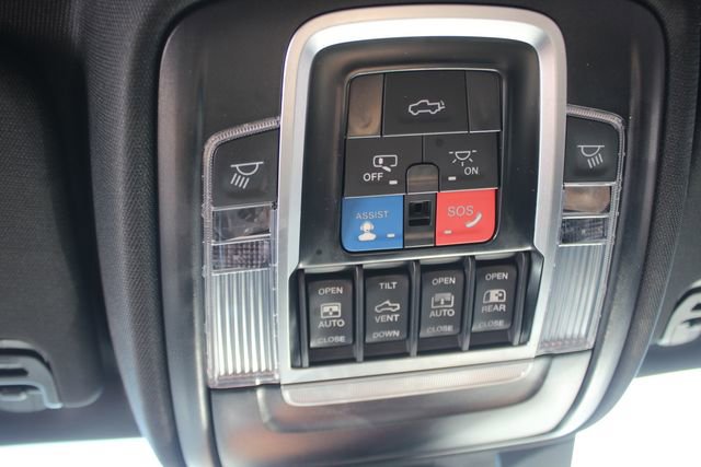 Used 2024 RAM 1500 Laramie image 13