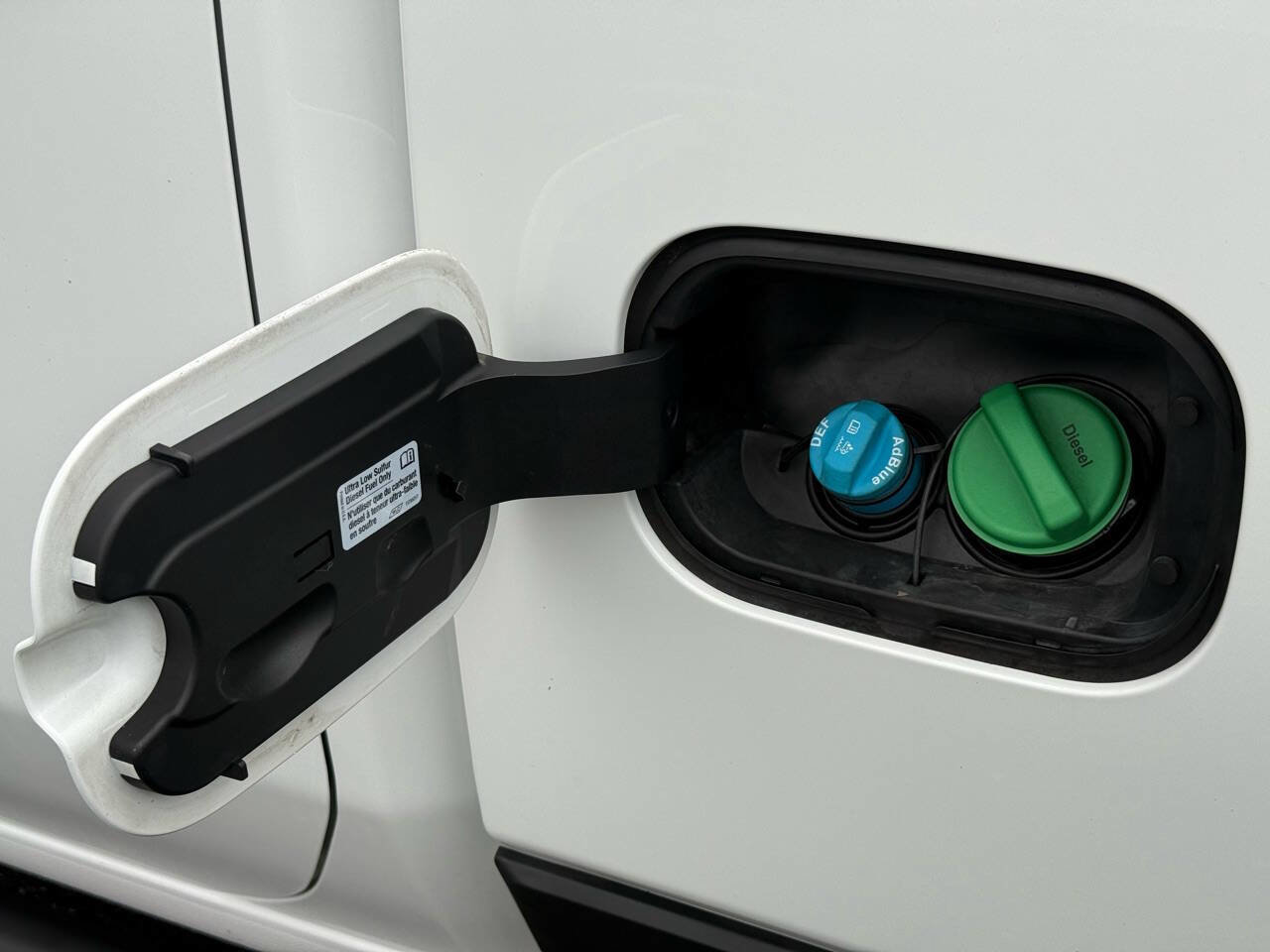 Used 2021 Chevrolet Silverado 2500 LT w/ Convenience Package image 22