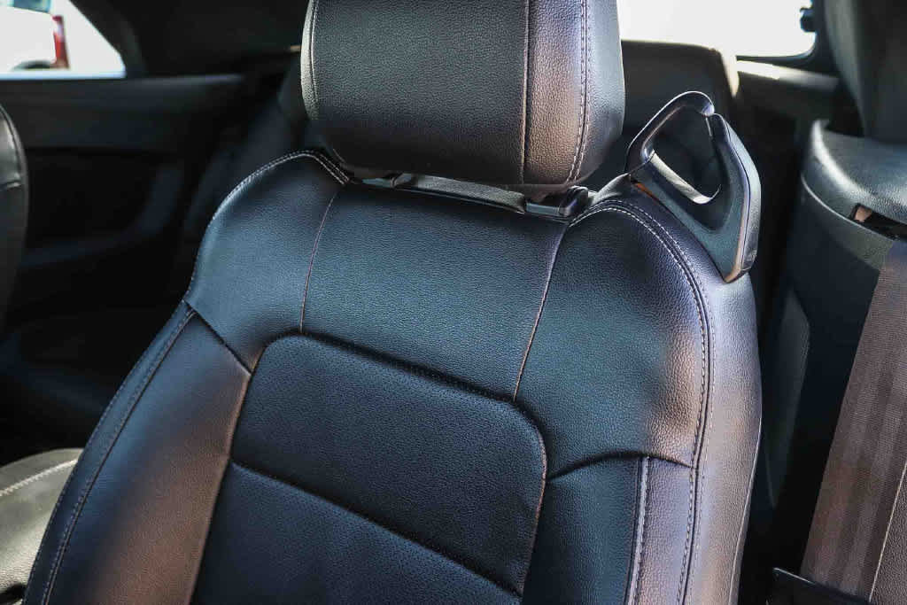 Certified 2022 Ford Mustang Premium RWD image 12