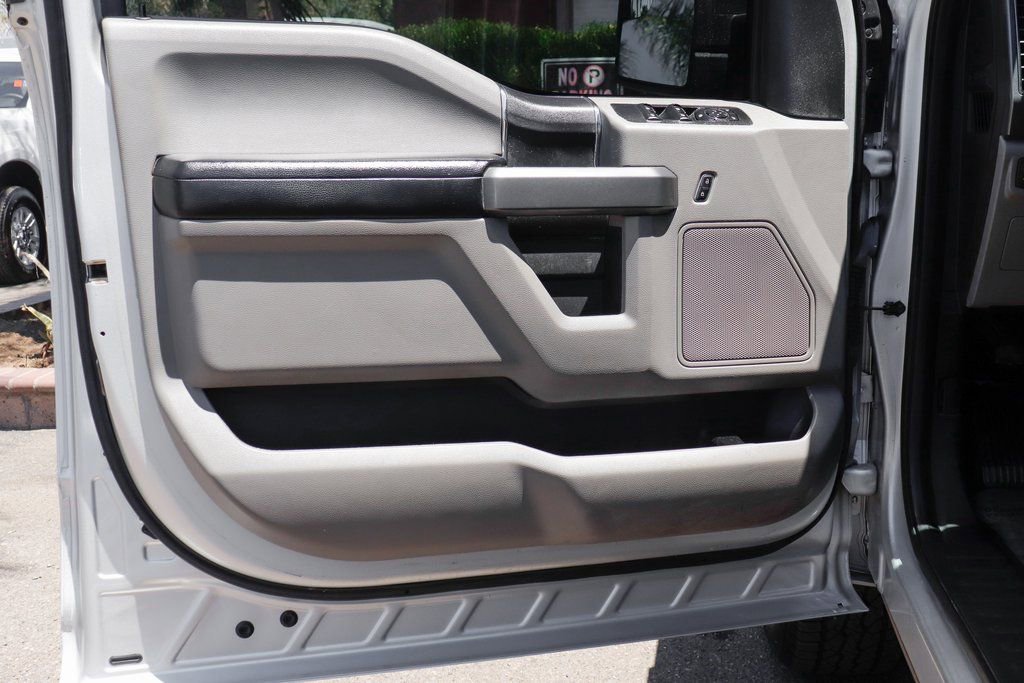 Used 2017 Ford F150 XLT image 14