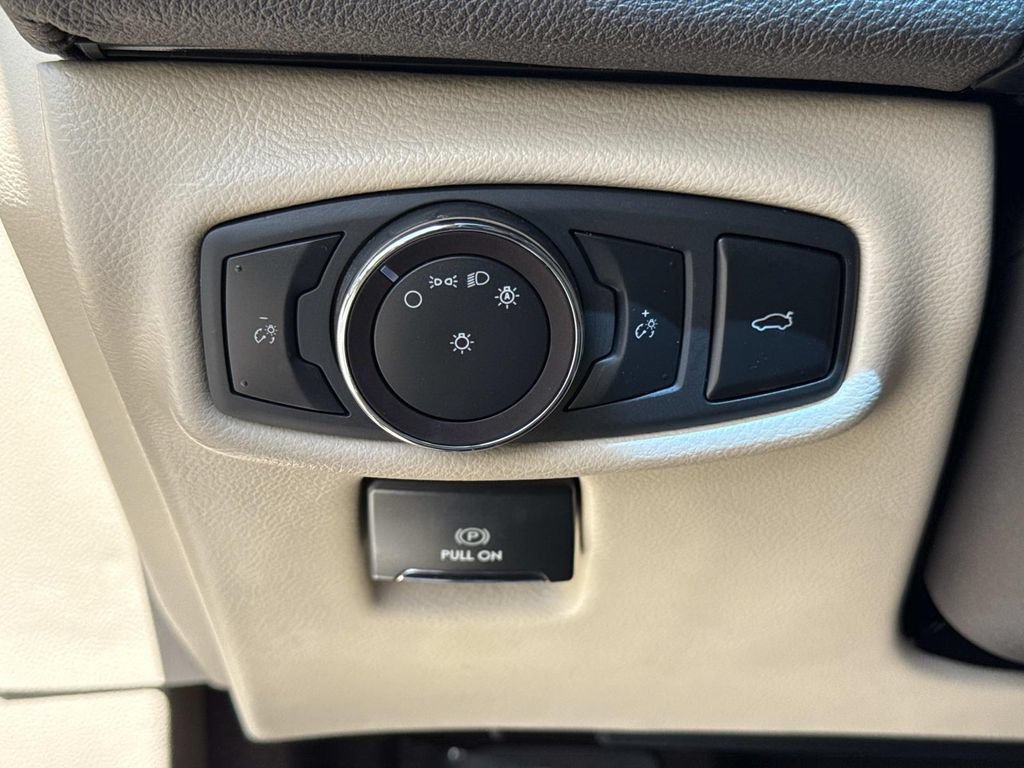 Used 2020 Lincoln MKZ Reserve w/ Elements Package FWD image 44