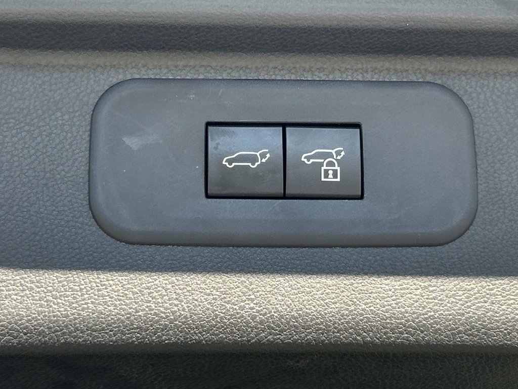 Used 2024 Toyota Grand Highlander FWD image 12