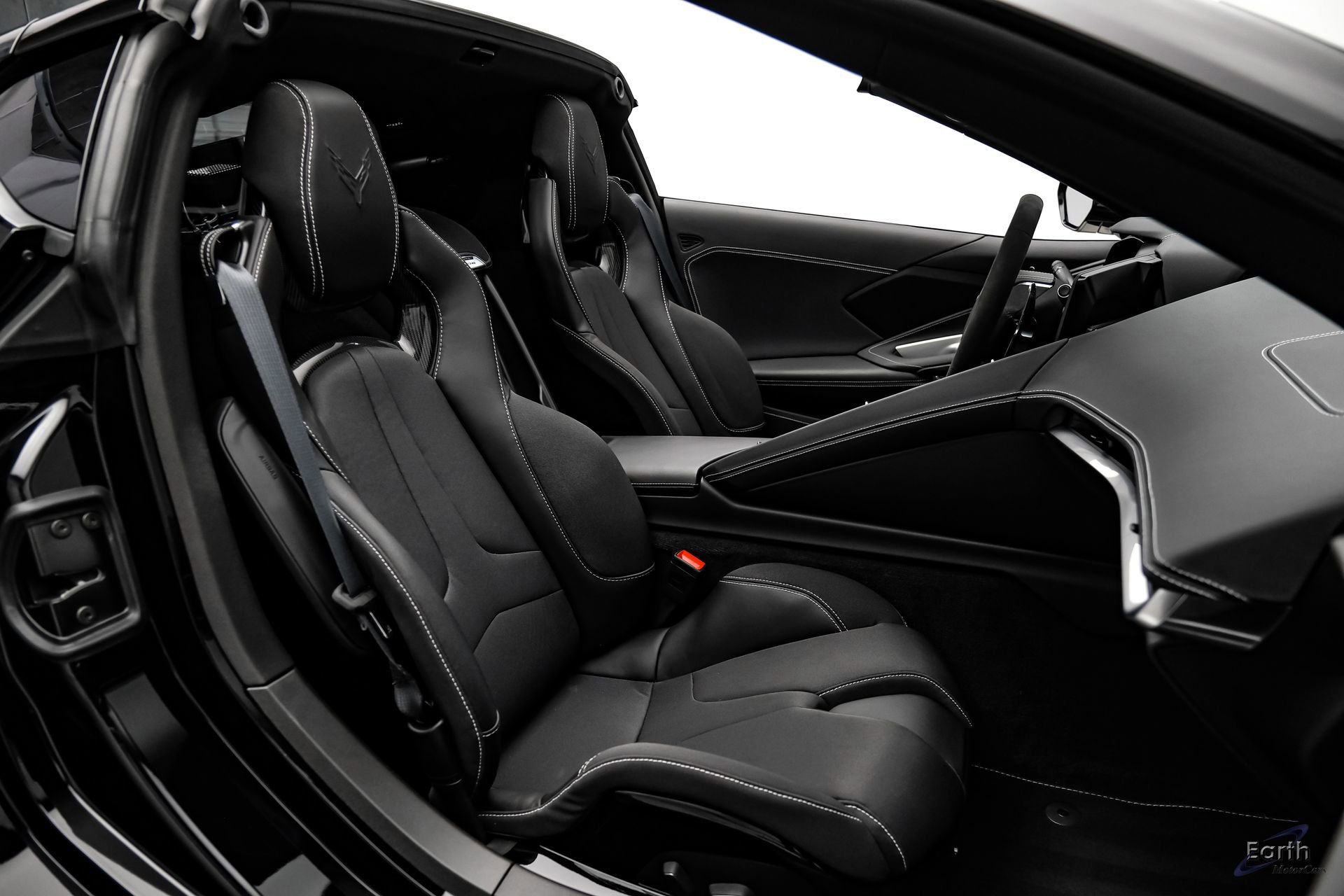 Used 2025 Chevrolet Corvette Z06 RWD image 60