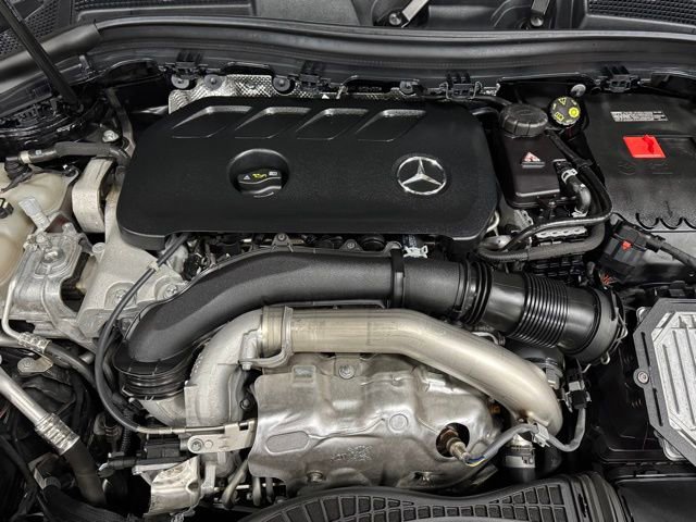 Used 2024 Mercedes-Benz GLA 250 4MATIC image 33