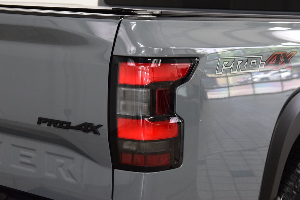 Used 2024 Nissan Frontier PRO-4X w/ Pro Premium Package AWD/4WD image 16