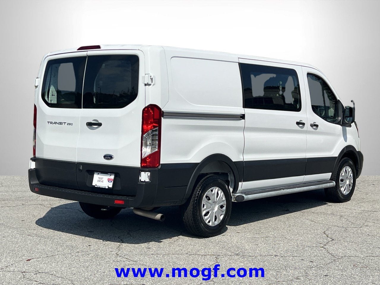 Used 2025 Ford Transit 250 Low Roof w/ Exterior Upgrade Package RWD image 3