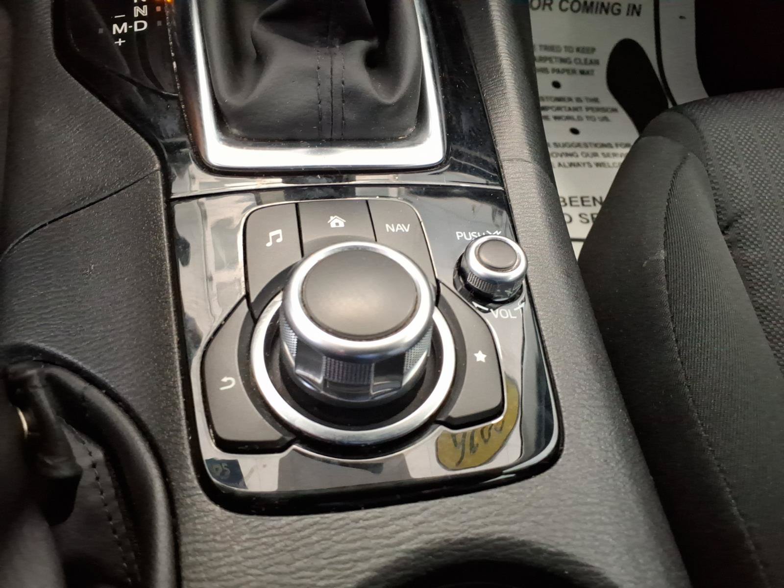 Used 2016 MAZDA MAZDA3 i Sport FWD image 25