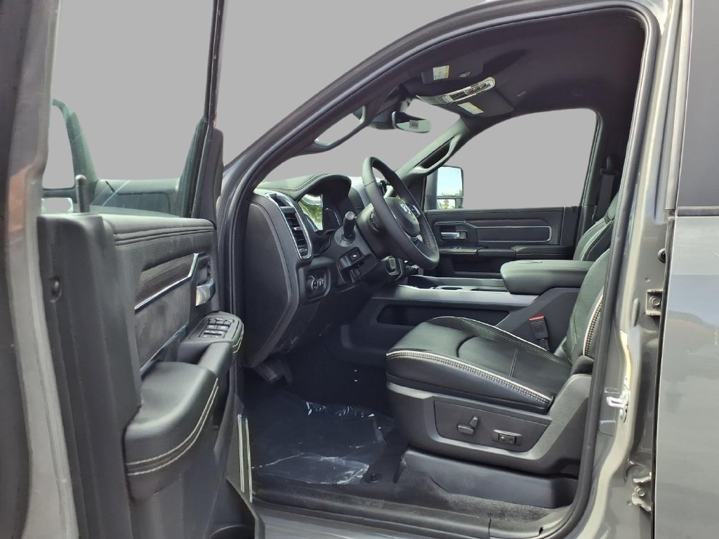 New 2027 RAM 2500 Laramie AWD/4WD image 19