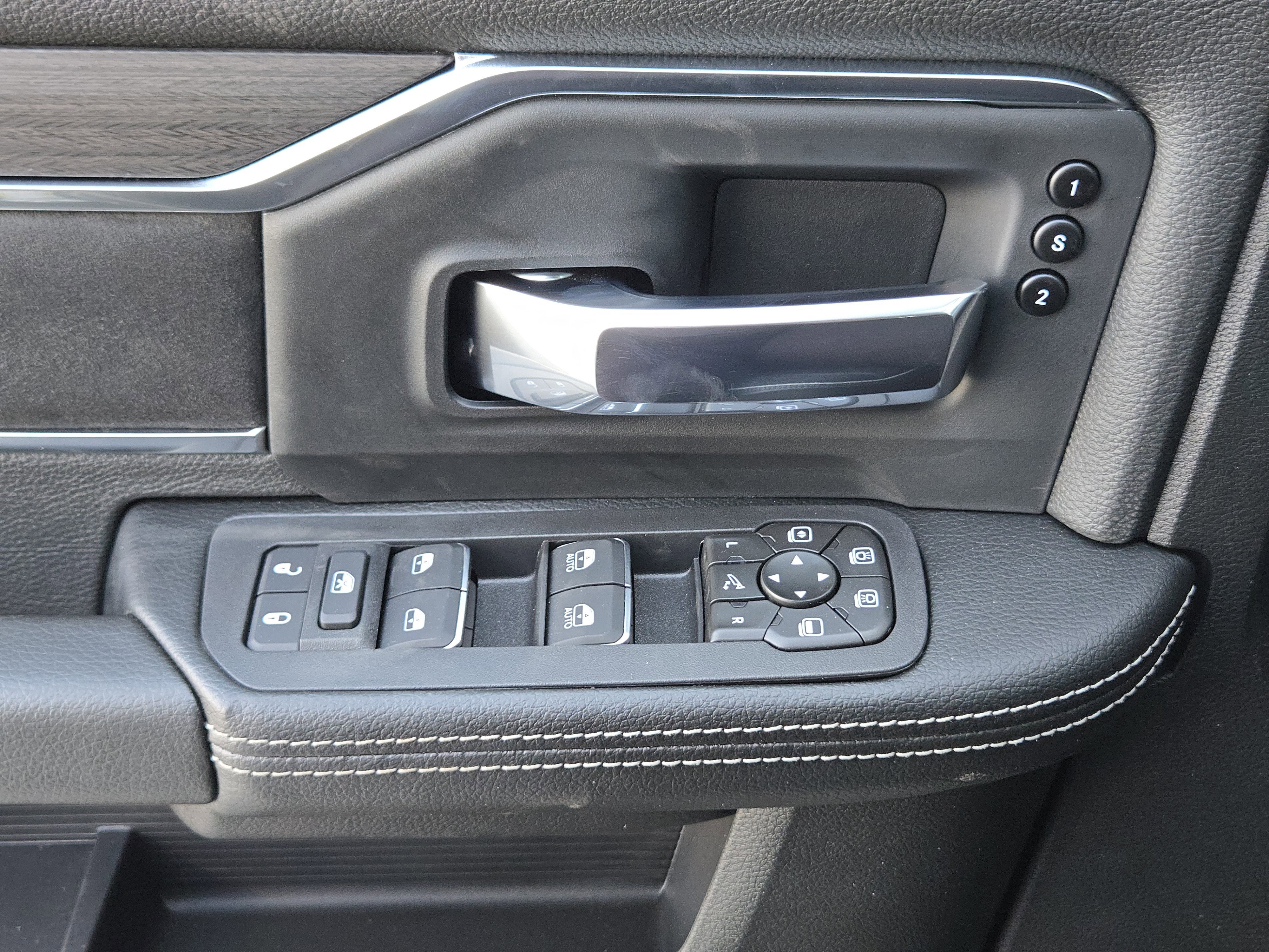 New 2026 RAM 3500 Laramie w/ Towing Technology Group image 19