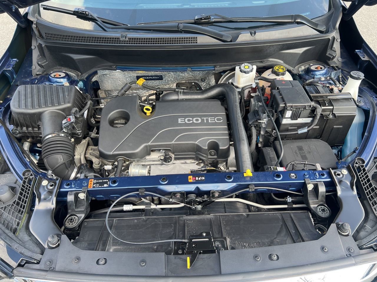 Used 2022 GMC Terrain SLE w/ Driver Convenience Package image 12