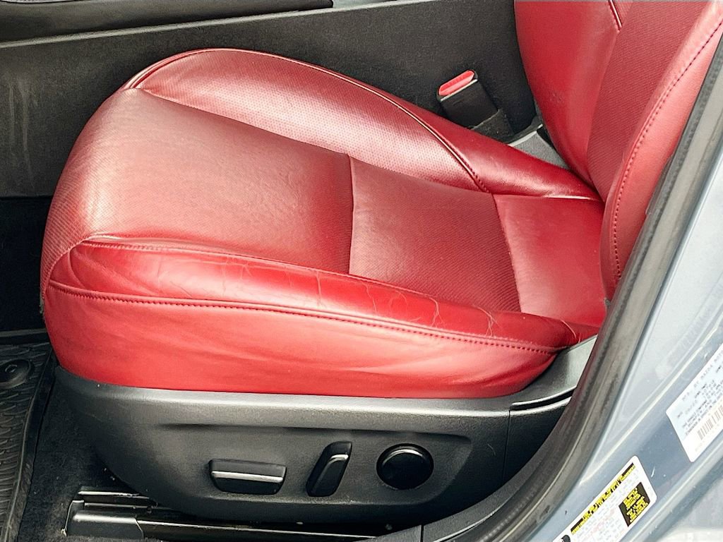 Used 2022 MAZDA MAZDA3 s FWD image 19