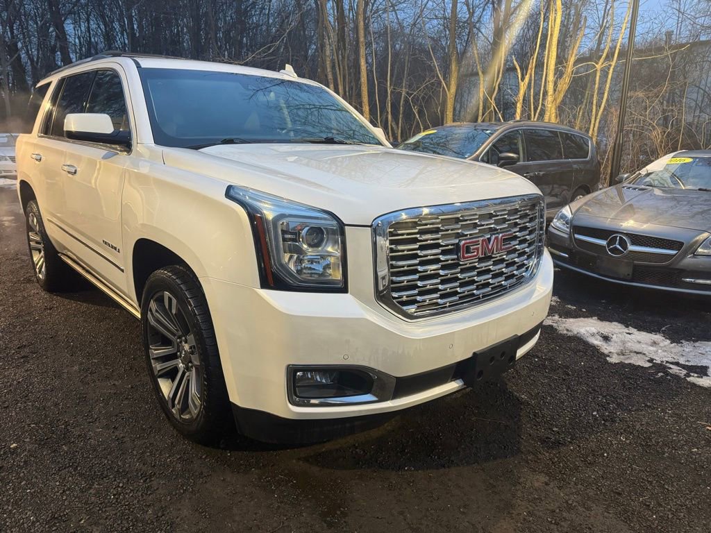Used 2019 GMC Yukon Denali w/ Denali Ultimate Package AWD/4WD image 2