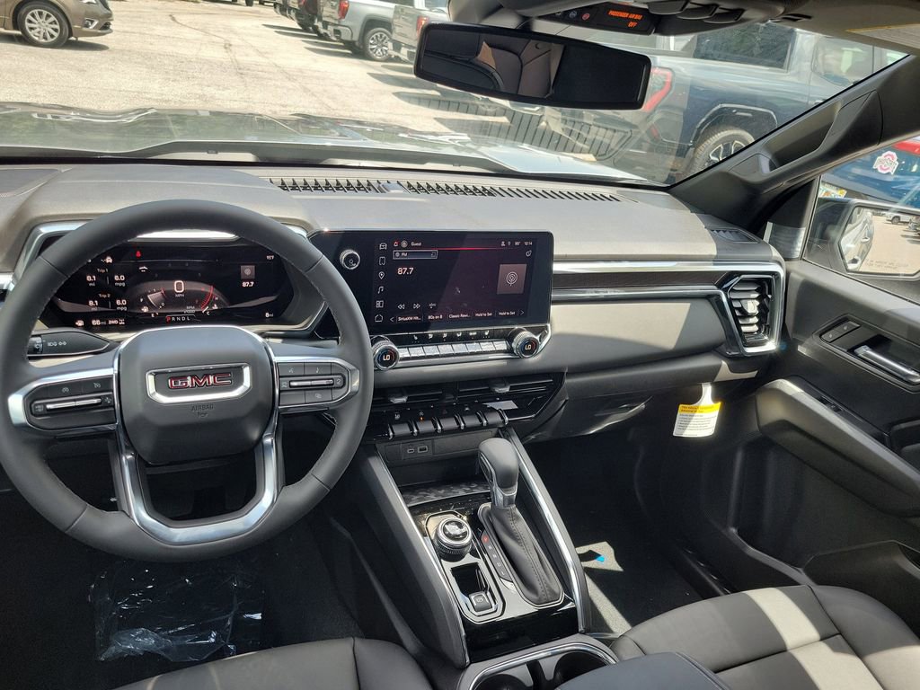 New 2025 GMC Canyon Elevation w/ Convenience Package image 28