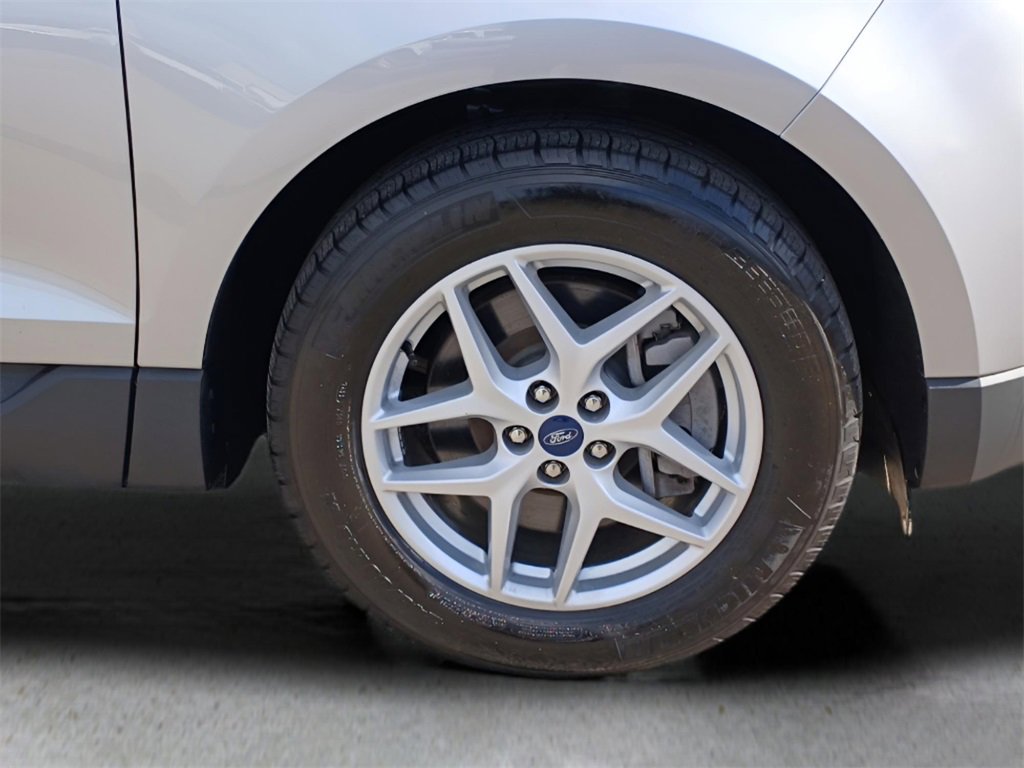 Used 2022 Ford Edge SEL image 24