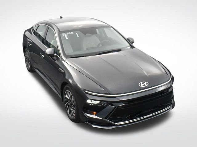 Used 2025 Hyundai Sonata SEL FWD image 21