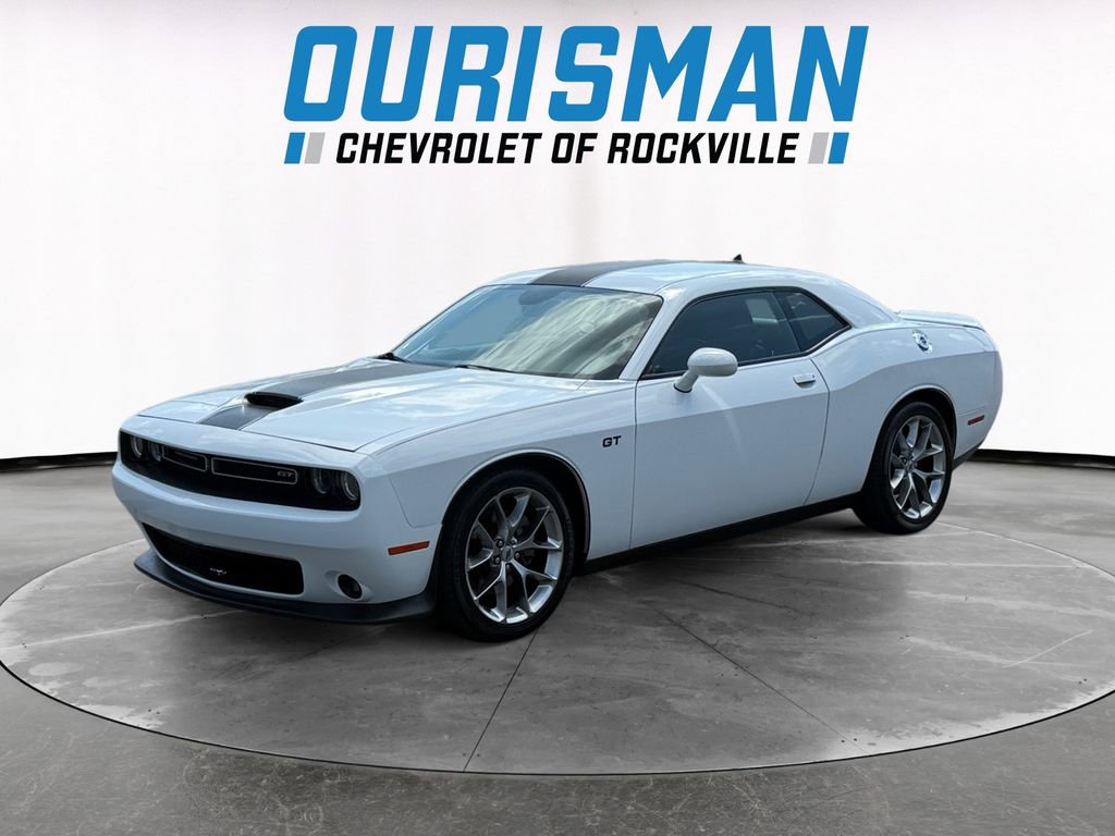 Used 2019 Dodge Challenger GT w/ Plus Package RWD image 2