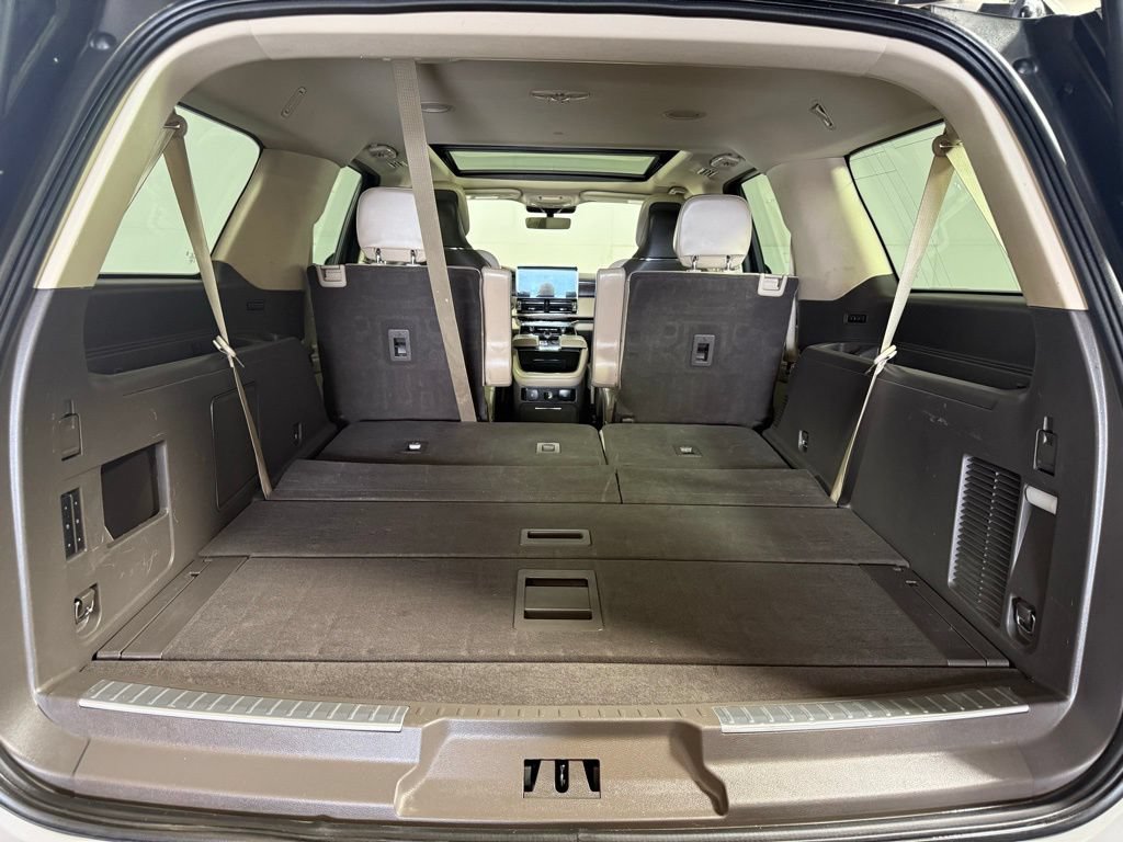 Certified 2024 Lincoln Navigator L Reserve AWD/4WD image 58