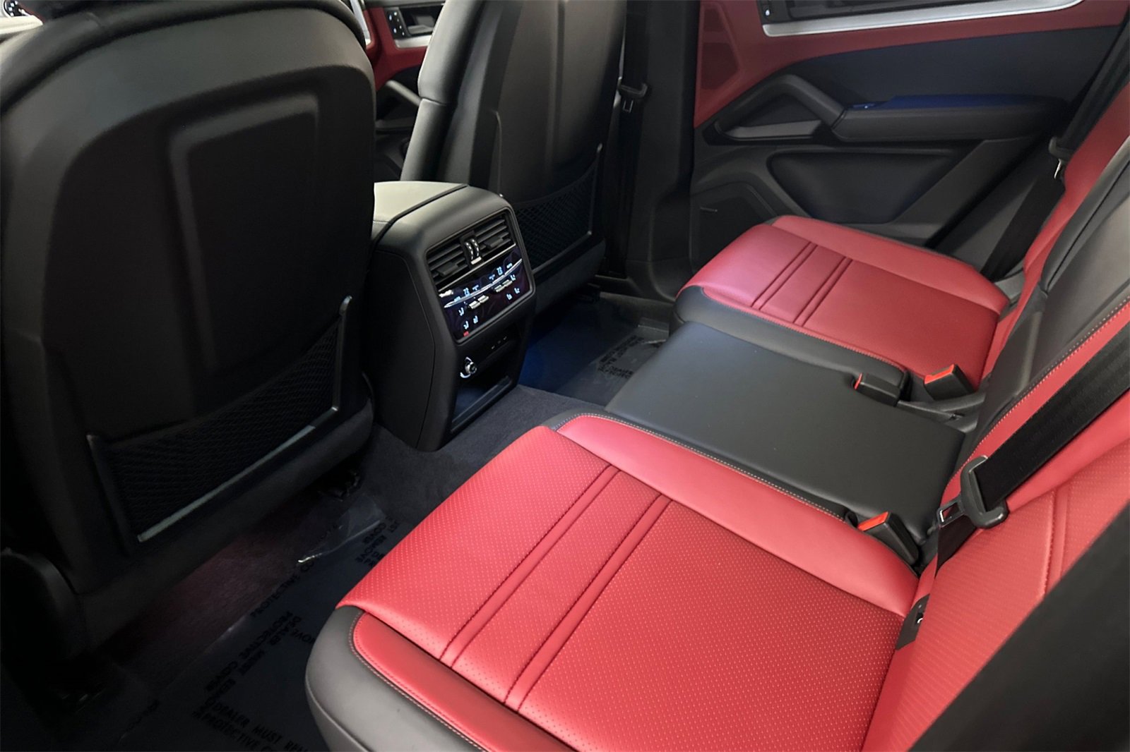 New 2025 Porsche Cayenne Coupe image 14