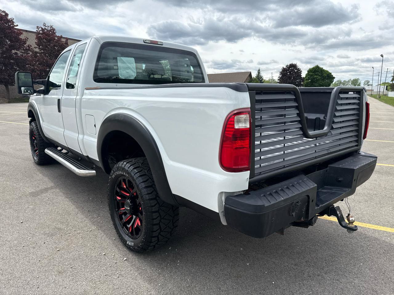 Used 2015 Ford F250 XL w/ Camper Package AWD/4WD image 7