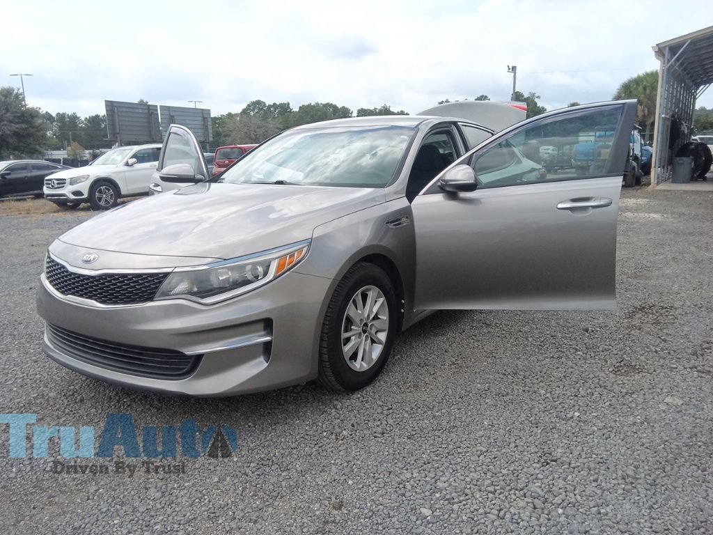 Used 2018 Kia Optima LX FWD image 13