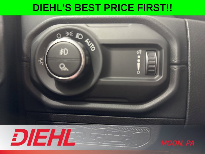 New 2026 Jeep Gladiator Sport AWD/4WD image 22