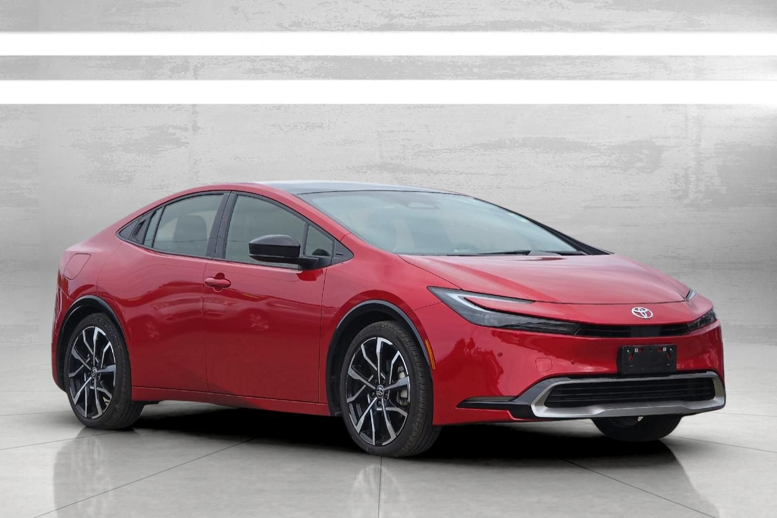 Used 2026 Toyota Prius Plug-In Hybrid FWD image 2