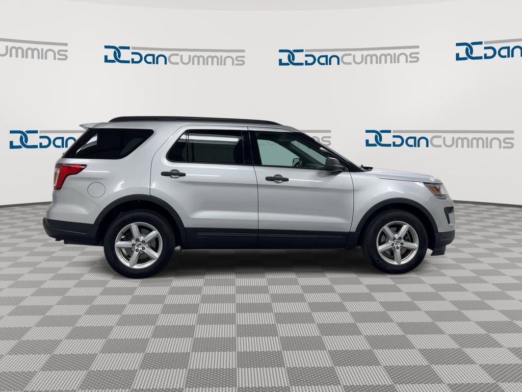 Used 2018 Ford Explorer FWD image 9