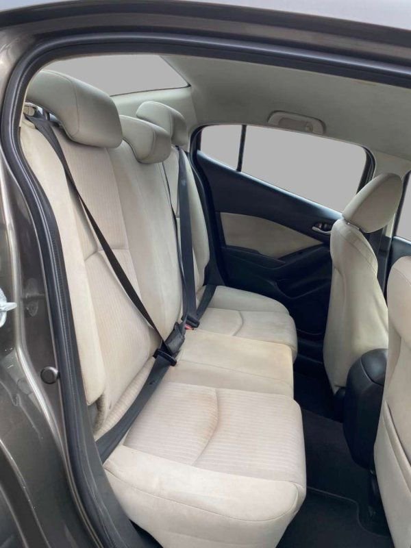 Used 2014 MAZDA MAZDA3 i SV image 26