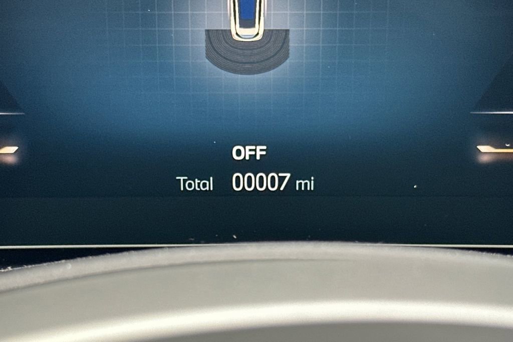 New 2026 BMW iX xDrive60 w/ M Sport Package image 31