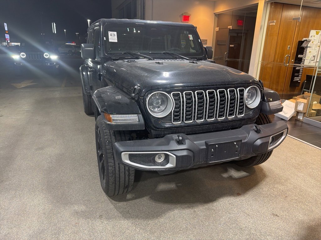 Used 2025 Jeep Wrangler Unlimited Sahara w/ Safety Group image 5