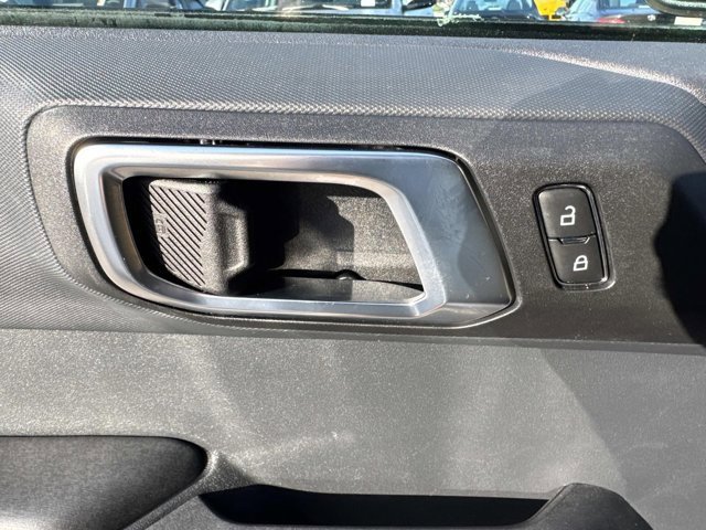 Used 2025 Ford Bronco Big Bend image 9