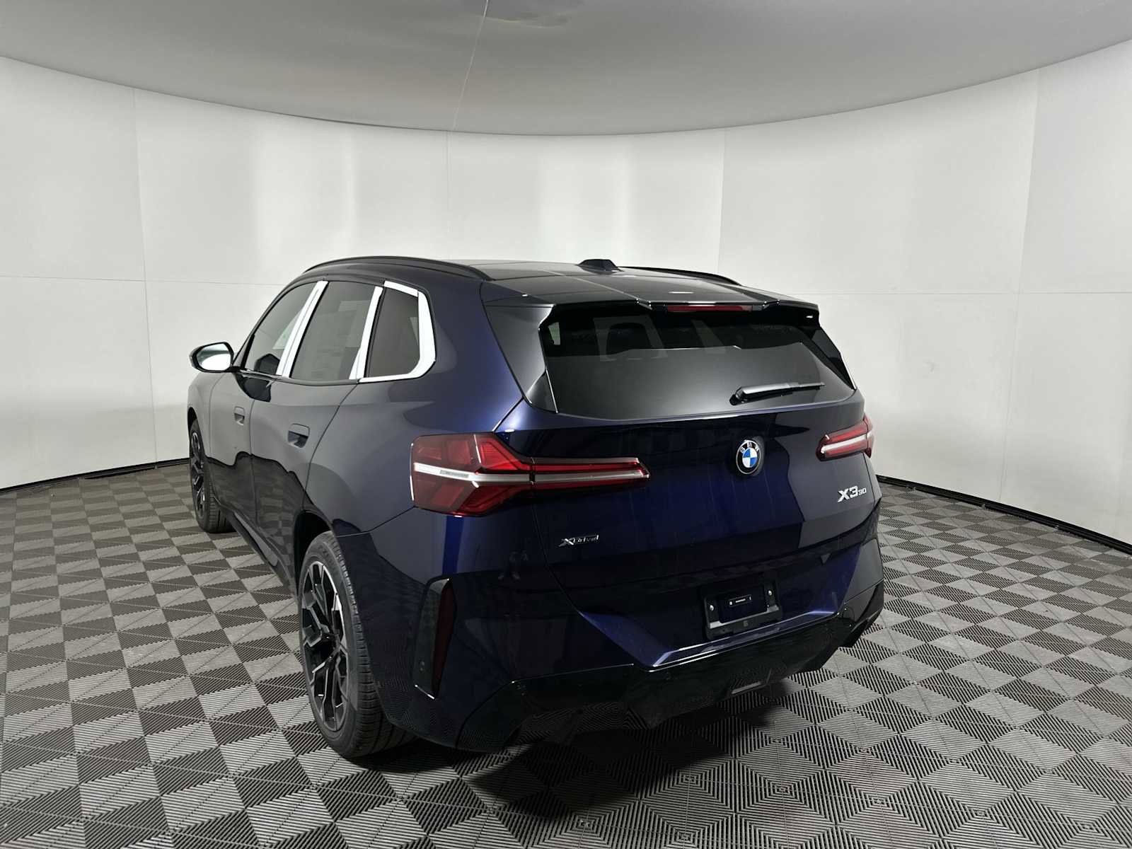 New 2026 BMW X3 xDrive30 w/ Premium Package image 3