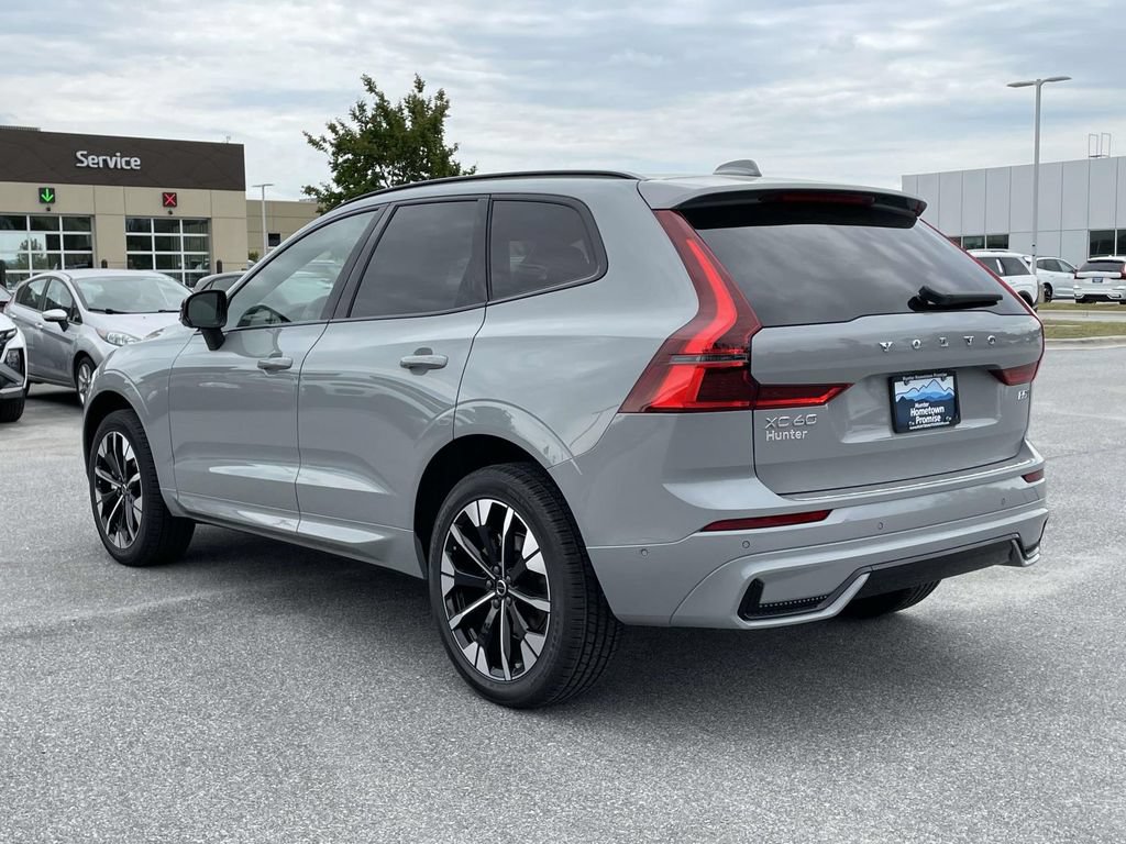 New 2026 Volvo XC60 B5 Plus w/ Protection Package Premier AWD/4WD image 25