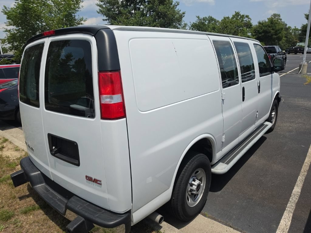Used 2024 GMC Savana 2500 w/ Driver Convenience Package RWD image 10