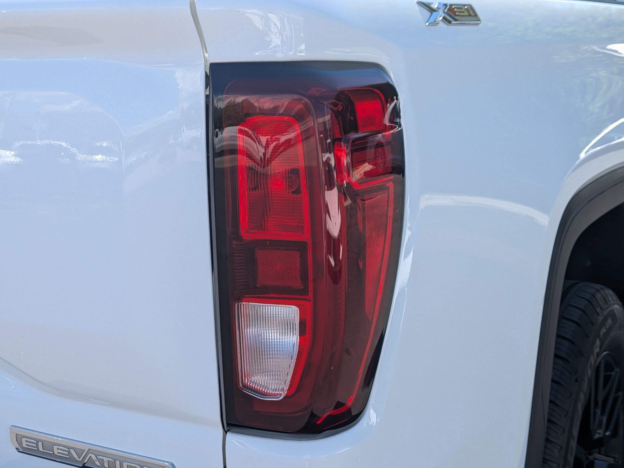 Certified 2023 GMC Sierra 1500 Elevation w/ X31 Off-Road Package AWD/4WD image 13