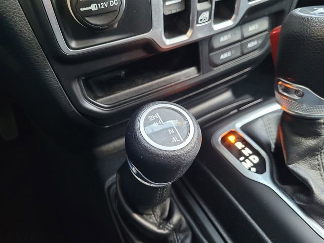 Certified 2018 Jeep Wrangler Unlimited Sport S AWD/4WD image 13