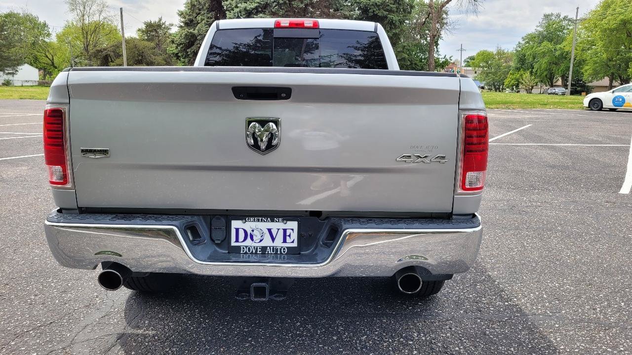 Used 2017 RAM 1500 Laramie AWD/4WD image 8