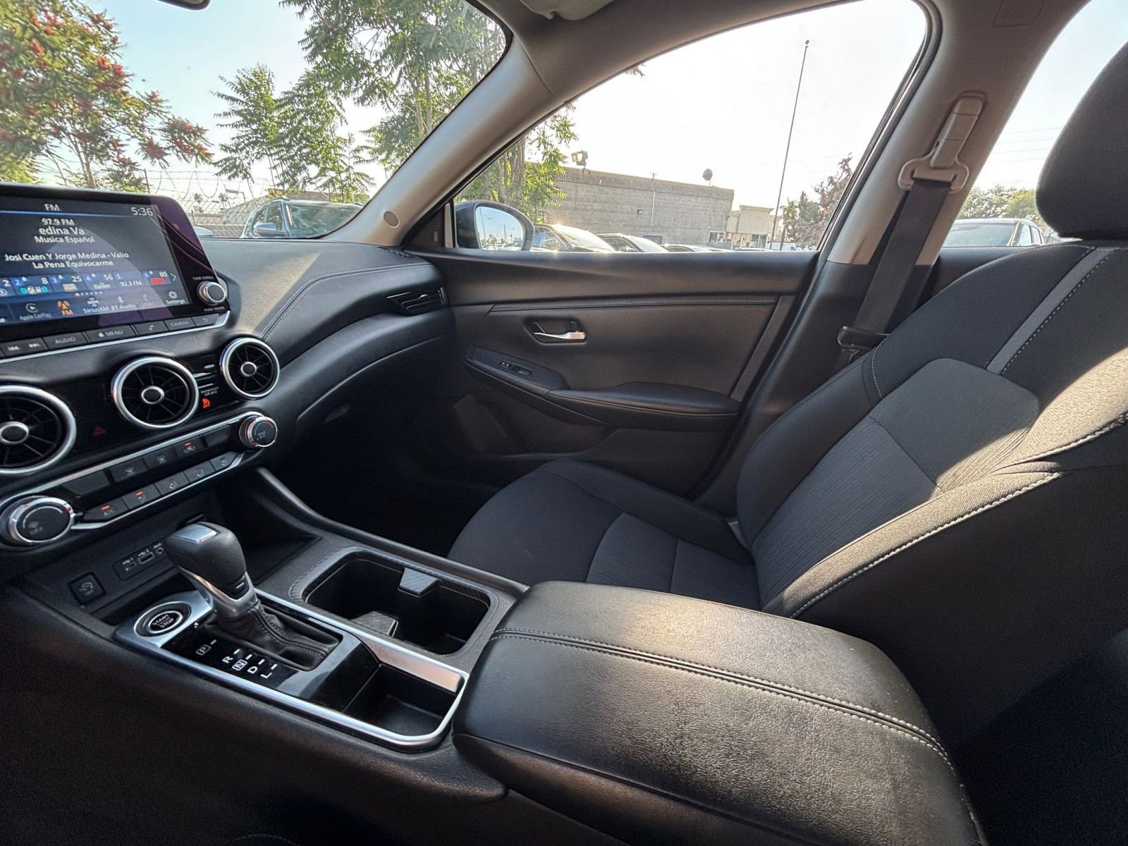 Used 2025 Nissan Sentra SV FWD image 34