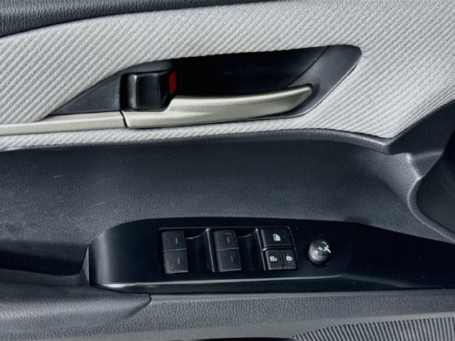 Certified 2025 Toyota Camry SE FWD image 19