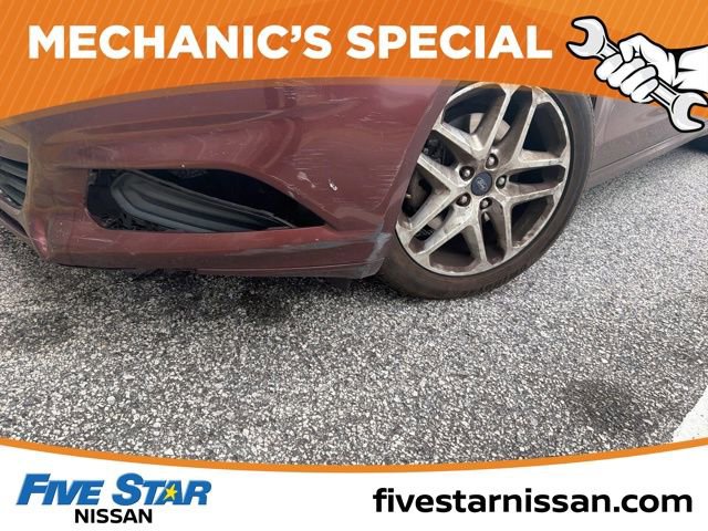 Used 2016 Ford Fusion SE image 9