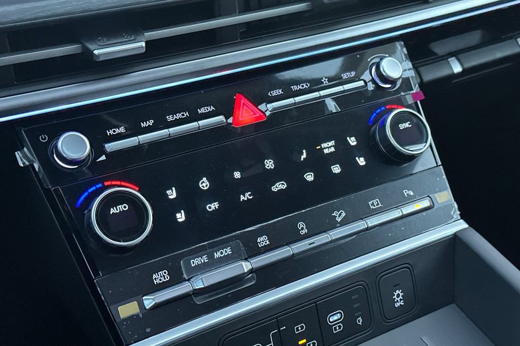 New 2025 Hyundai Santa Fe Limited image 17