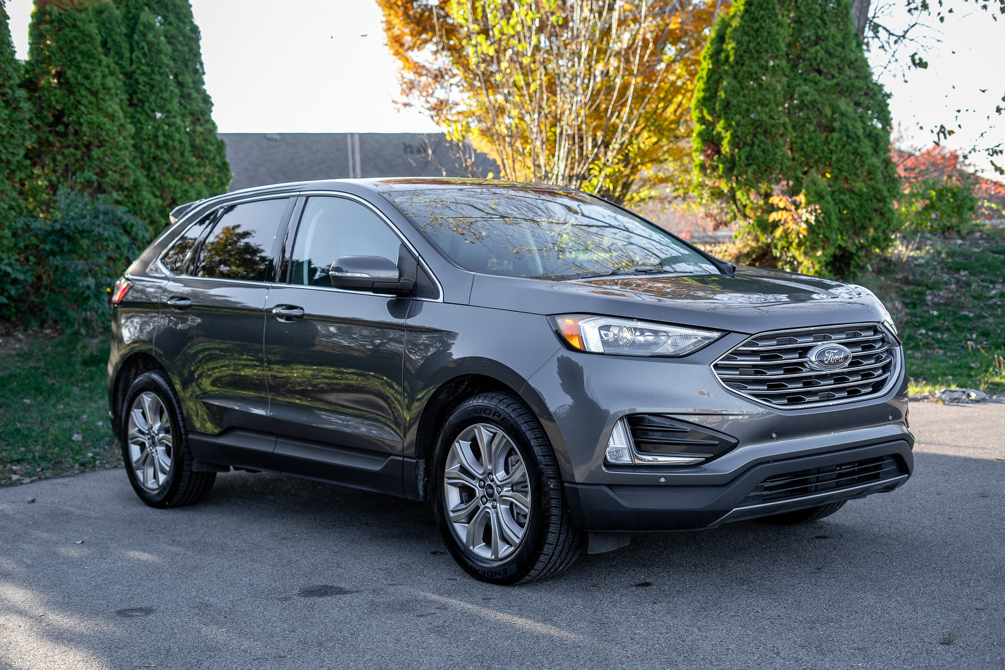 Certified 2022 Ford Edge Titanium image 3