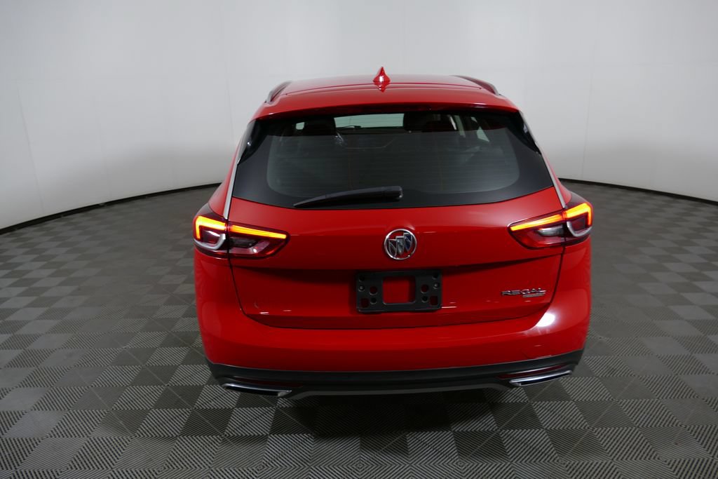Used 2019 Buick Regal Preferred AWD/4WD image 4