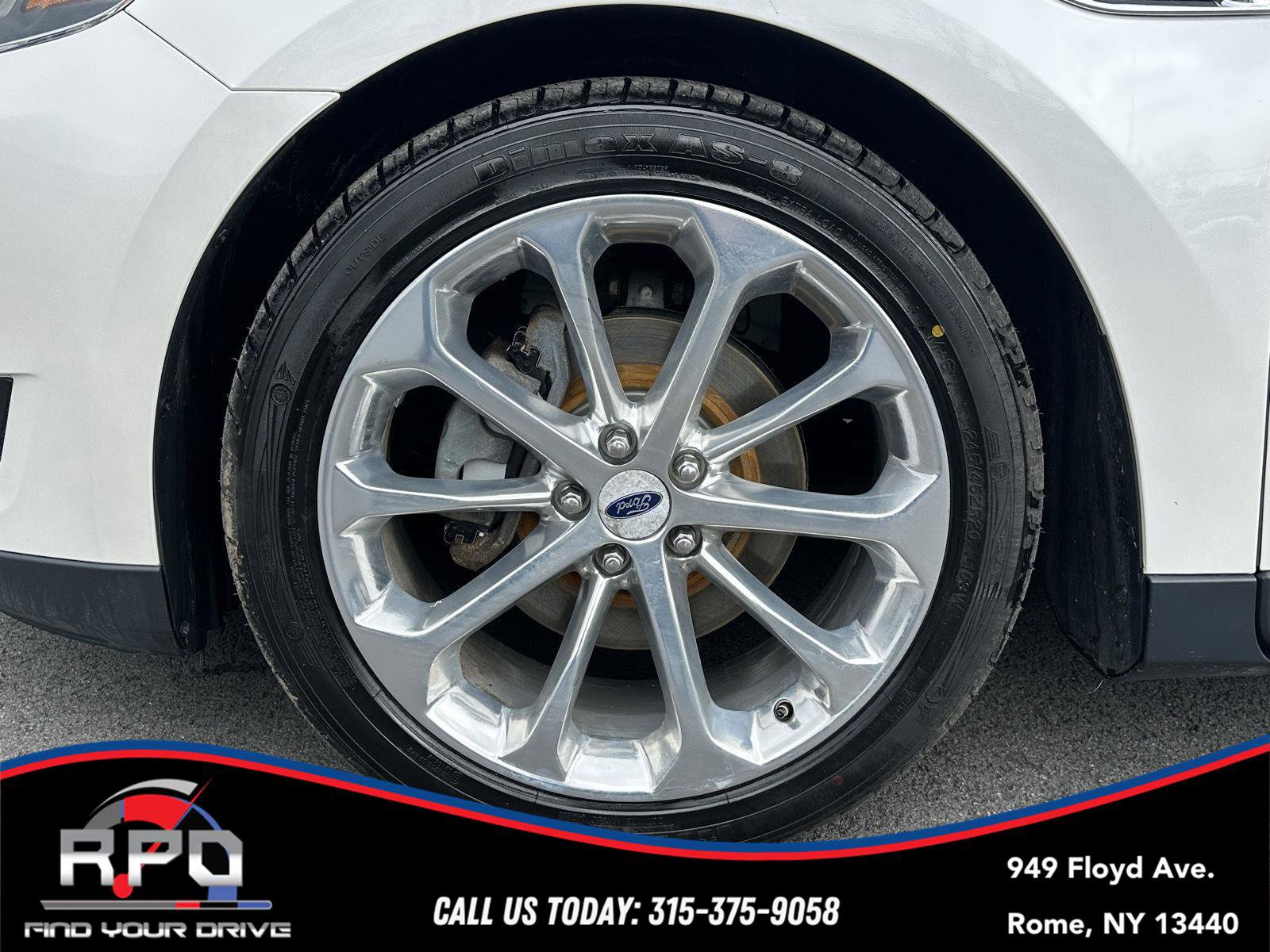 Used 2018 Ford Taurus Limited AWD/4WD image 10