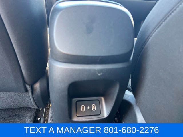 Used 2025 Hyundai Elantra SEL FWD image 37