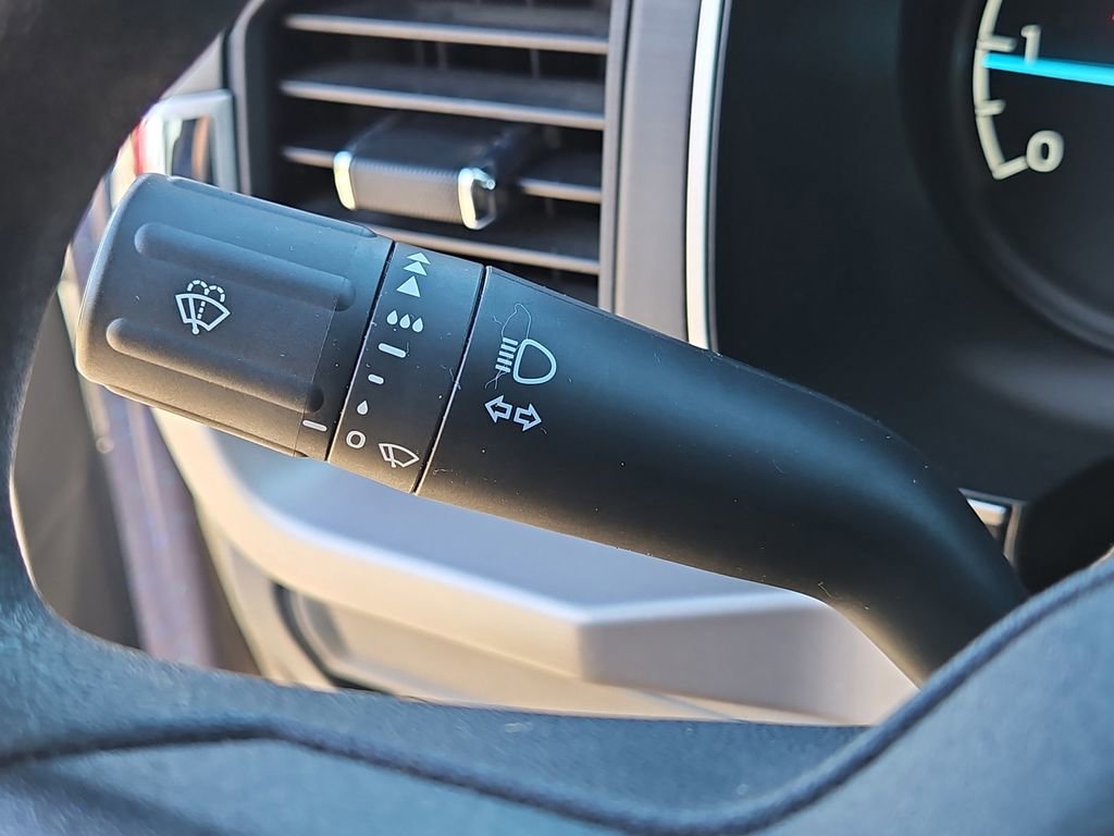 Used 2023 Ford F150 XLT image 23