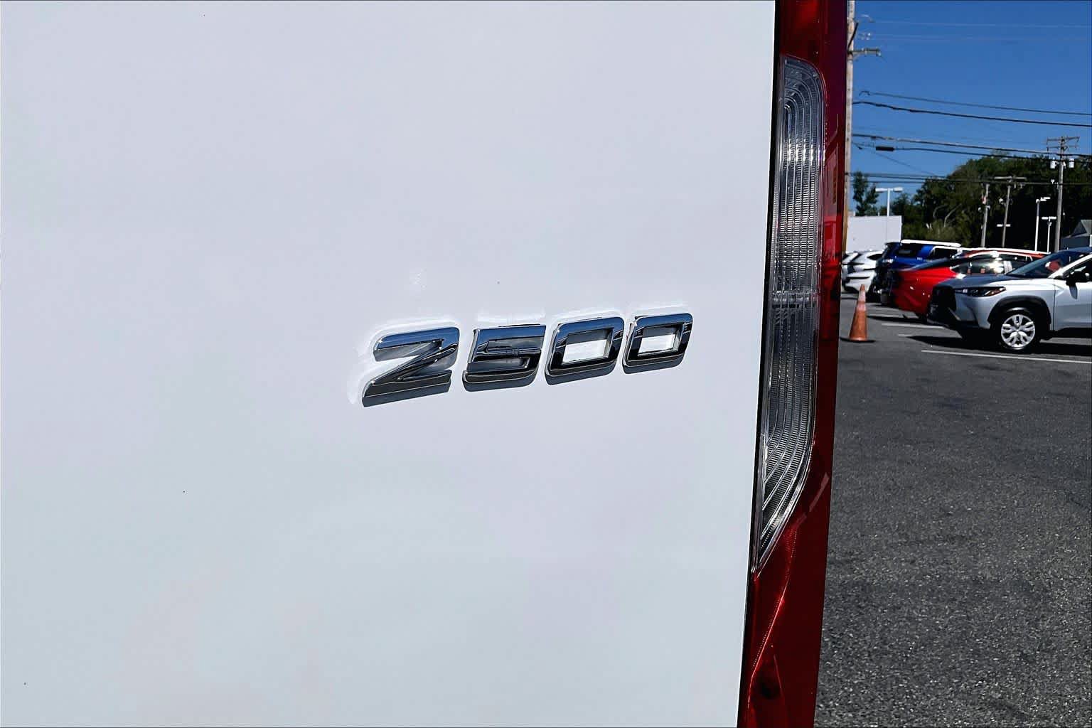 Used 2023 Mercedes-Benz Sprinter 2500 image 10