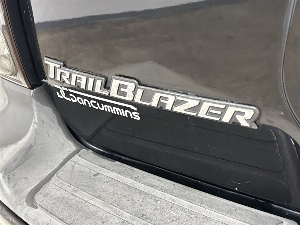 Used 2003 Chevrolet TrailBlazer LT image 24